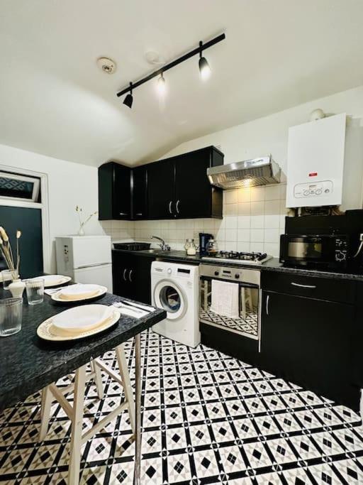 *Super Central 20Min To Big Ben* Apartment Londra Exterior foto